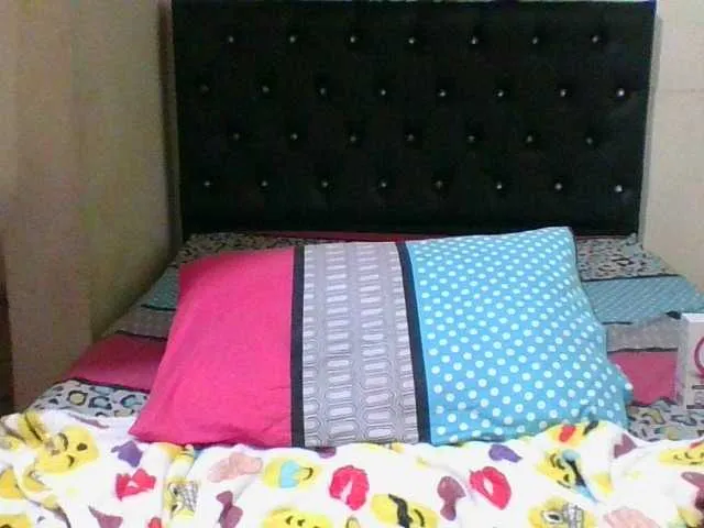 Live sex webcam photo for Victoriamor #241187055
