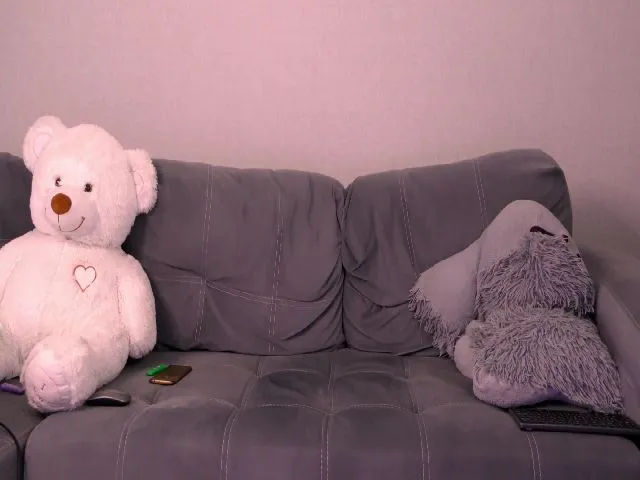 Live sex webcam photo for EvelinaFox #259132137