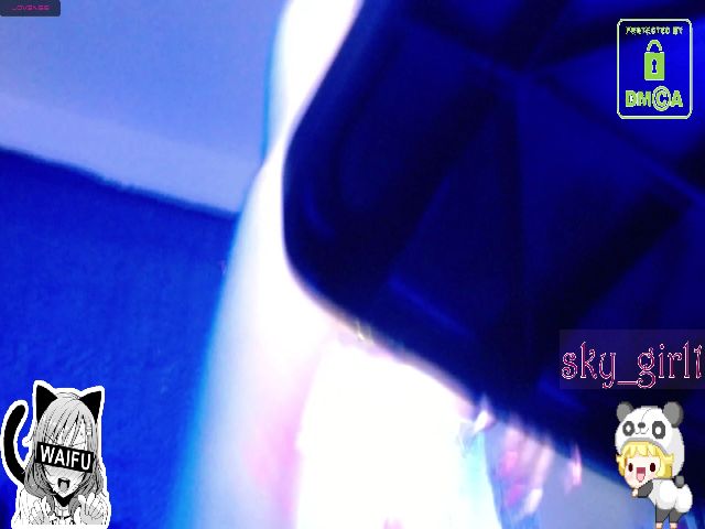 Live sex webcam photo for Sky_girl1 #262215841