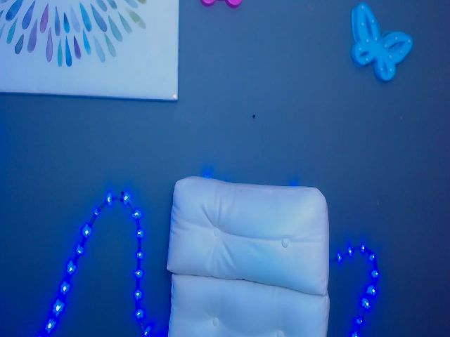 Live sex webcam photo for Tattiana_love #258049217