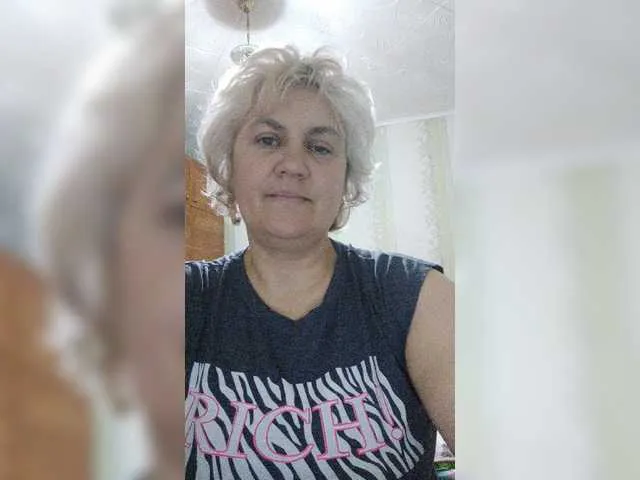 Live sex webcam photo for AngelaFamez #241659309