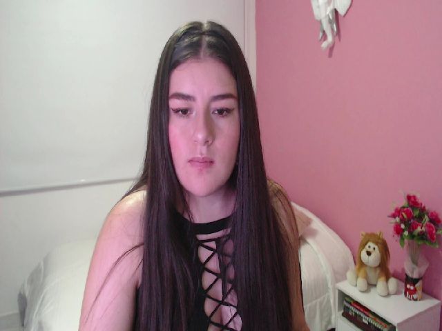 Live sex webcam photo for Frida_porn #260373109