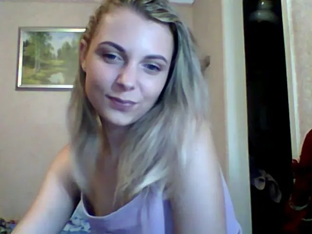 Live sex webcam photo for BreeAngel #255944445