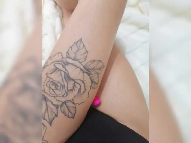 Live sex webcam photo for Anastosia1998 #254642735