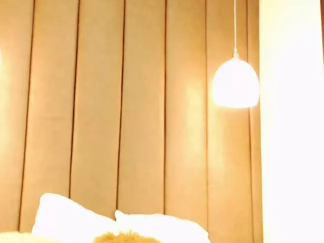 Live sex webcam photo for Polyhadid #253141117