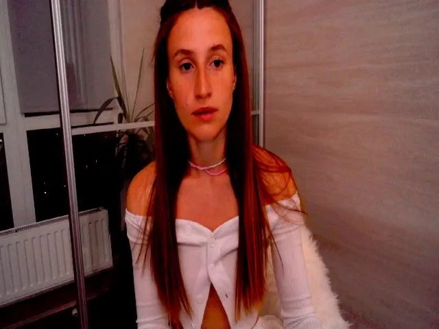 Live sex webcam photo for LovelyBvnny #253161994