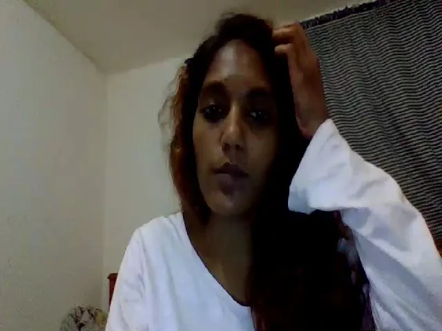 Live sex webcam photo for IndianvixxenX #258804164