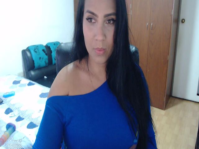 Live sex webcam photo for Gaby_blue #253574335
