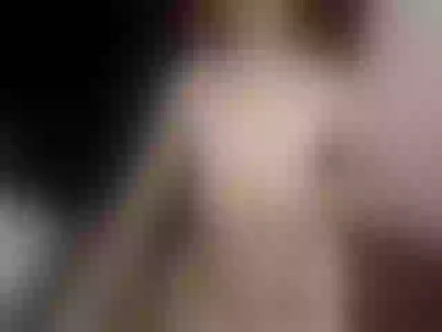 Live sex webcam photo for Arianaskysexx #252290592