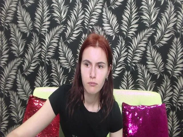 Live sex webcam photo for MollyTravis #257846458