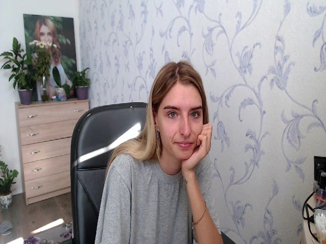 Live sex webcam photo for Springibabby #256722575