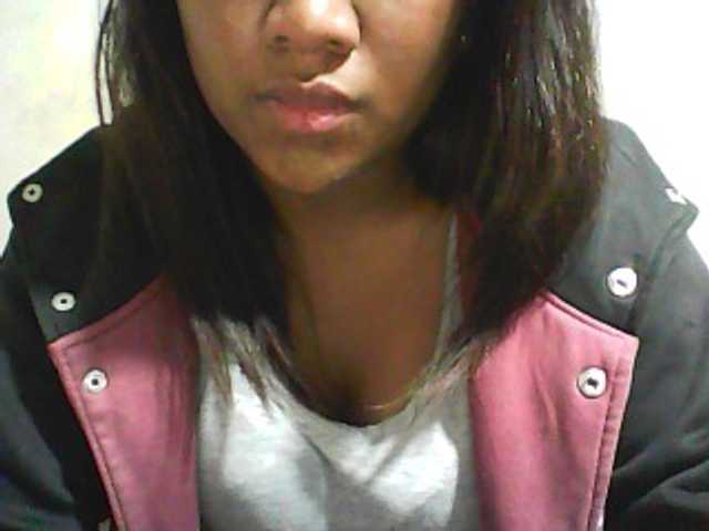 Live sex webcam photo for mybigass15 #256363947