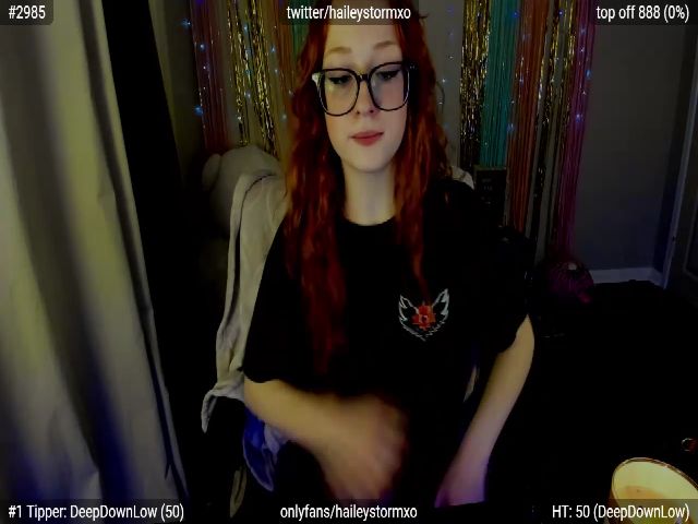 Live sex webcam photo for Haileystormxo #264614566