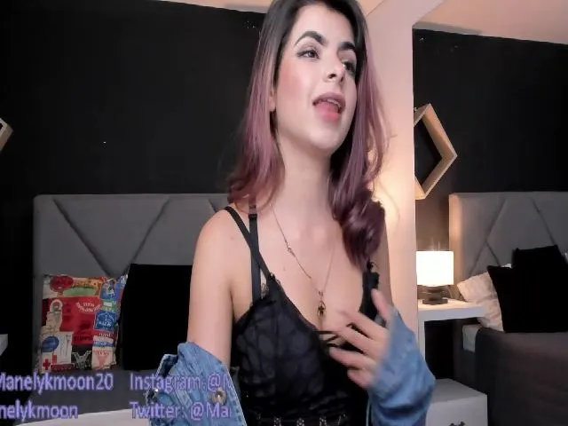 Live sex webcam photo for Manelyk_m #253811134