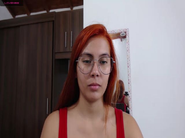 Live sex webcam photo for Alessiafioore #265514543