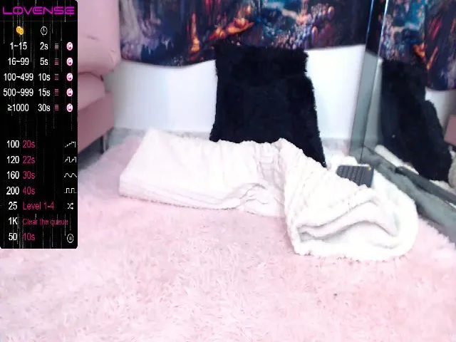 Live sex webcam photo for Olivia_fyre #254279416