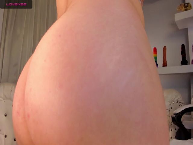 Live sex webcam photo for Abril_wow #257487065