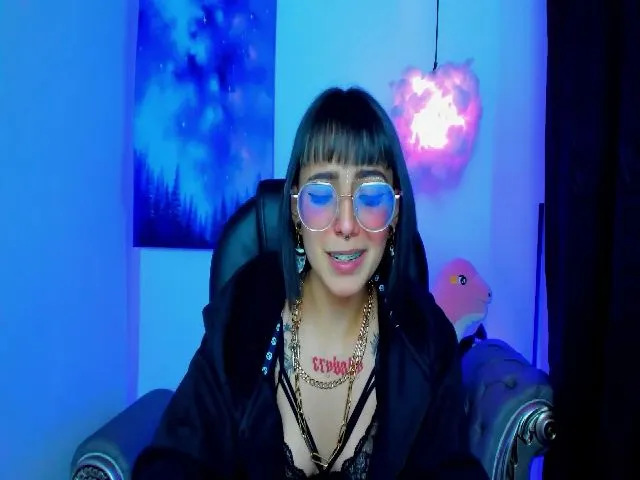 Live sex webcam photo for Angelsiinner #265537606