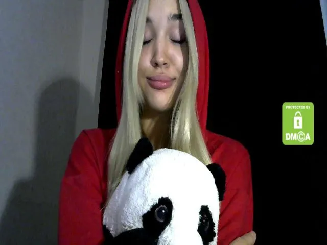 Live sex webcam photo for MyyDream #259468909