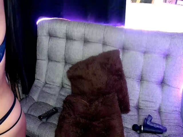 Live sex webcam photo for Miss__Sabrina #255286154