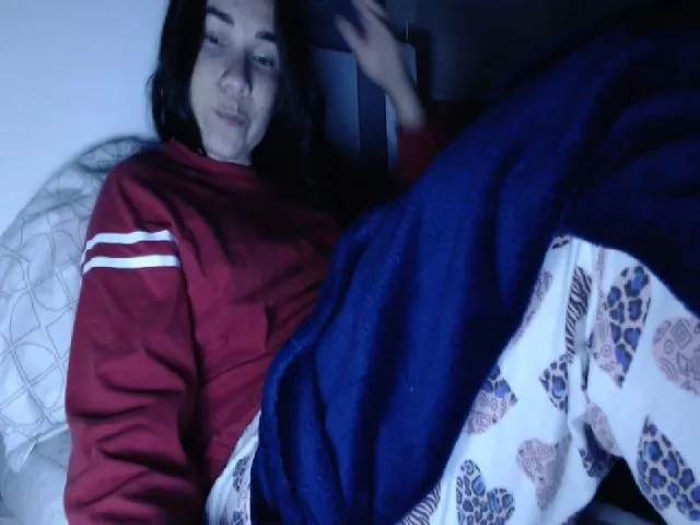 Live sex webcam photo for Joanne7 #261818938