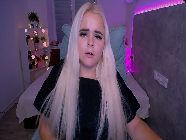 Live sex webcam photo for Jenni__fer #256091305