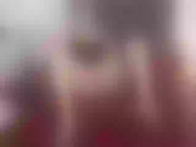Live sex webcam photo for Maggiemilff #260423116
