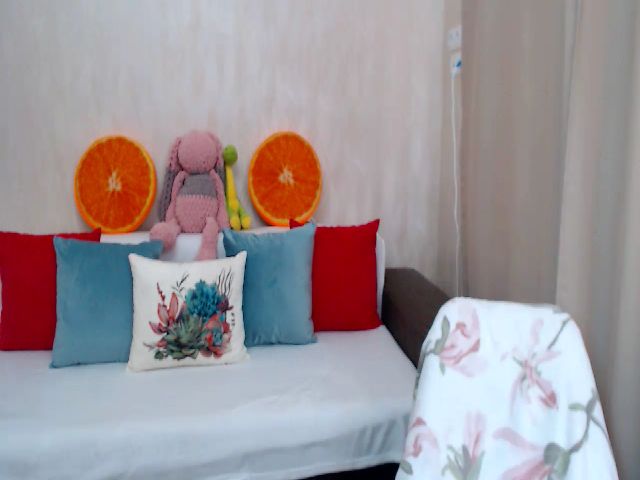 Live sex webcam photo for Mi_chelle #260455153