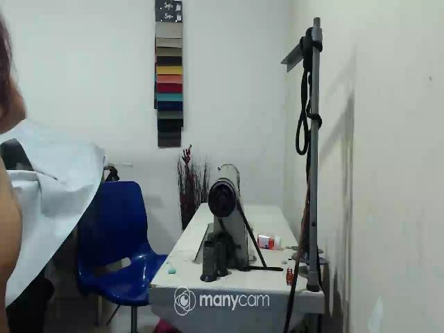 Live sex webcam photo for BLUE_DIAMOND3 #261040676