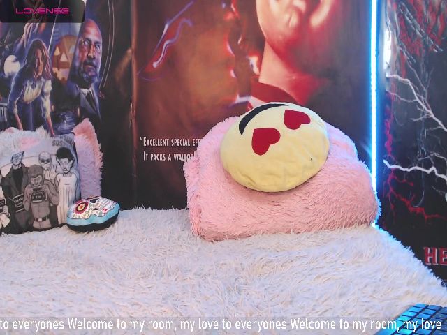 Live sex webcam photo for Liakoylia #256131068