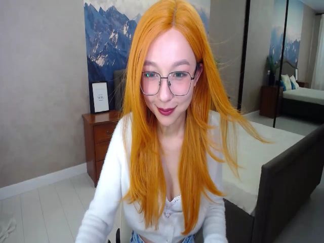 Live sex webcam photo for ComeToRelax #253453379