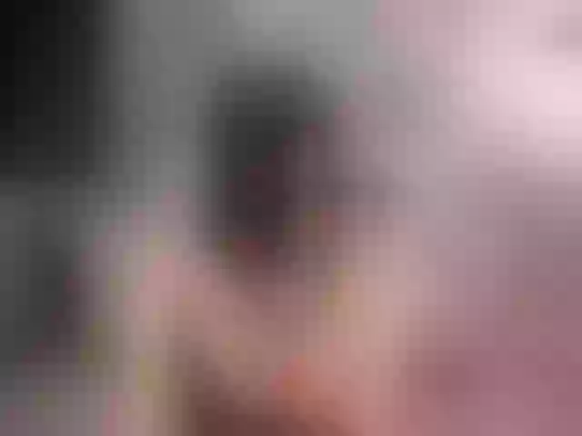Live sex webcam photo for MaggieBrown_ #257560336