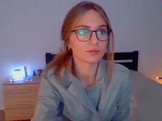 Live sex webcam photo for EnlivenLuv #240841205