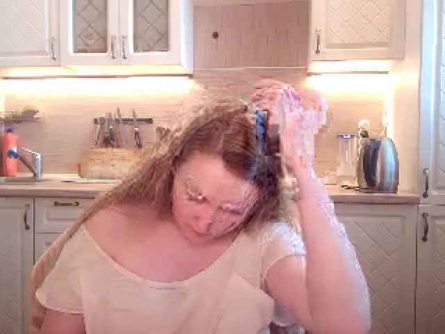 Live sex webcam photo for JaneGrey111 #258515936