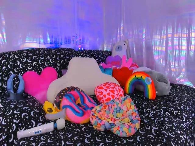 Live sex webcam photo for ClaraKitty #252732077