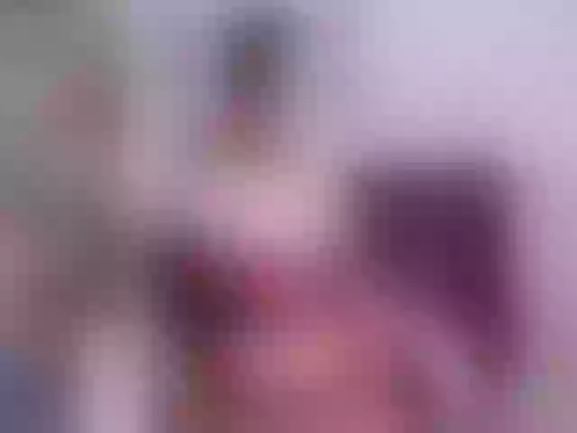 Live sex webcam photo for Sun-kissed1 #246933027
