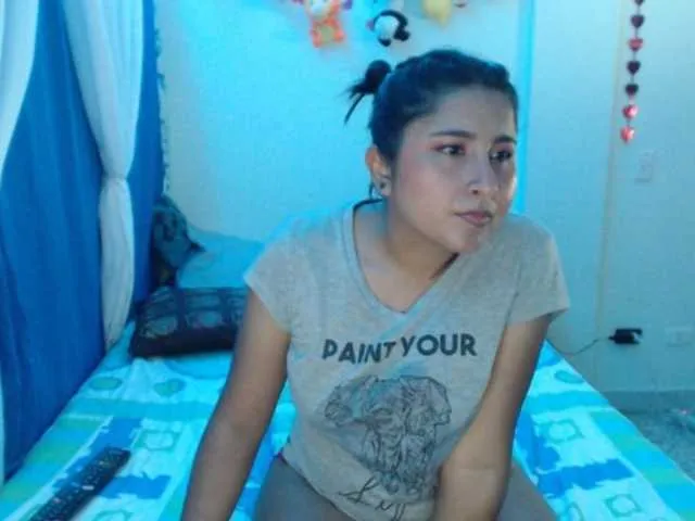 Live sex webcam photo for tatianazae #241002355