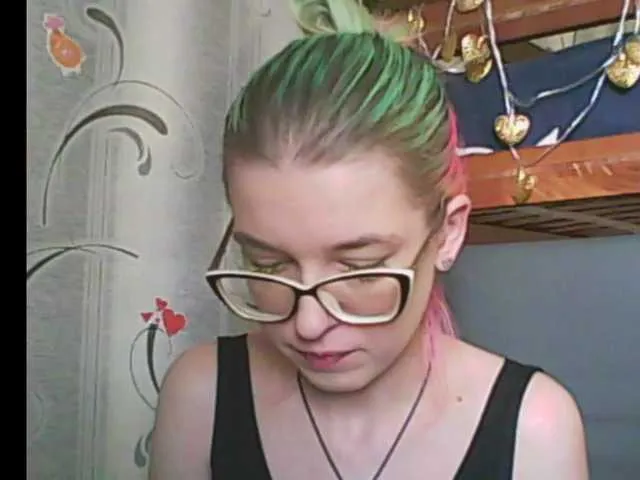 Live sex webcam photo for malvinella #241125970