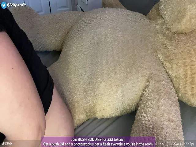 Live sex webcam photo for LanaTy #257155706