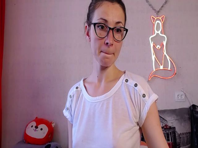 Live sex webcam photo for Your_Red_Foxy #252765304