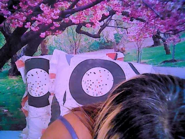 Live sex webcam photo for indianroxy #287933196