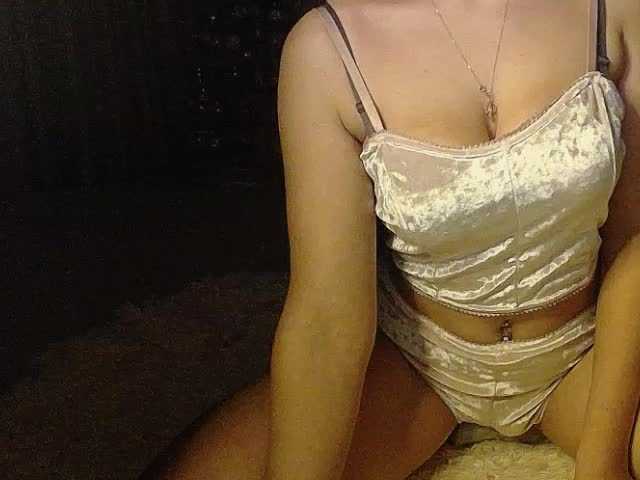 Live sex webcam photo for kleo-mango #240920733