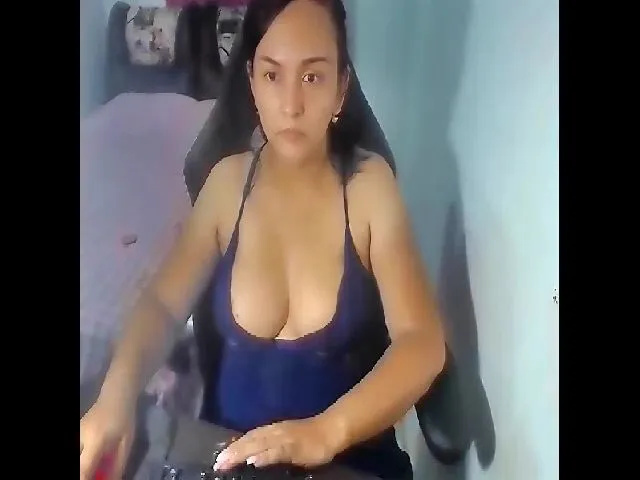 Live sex webcam photo for Sweeetx69 #254595817
