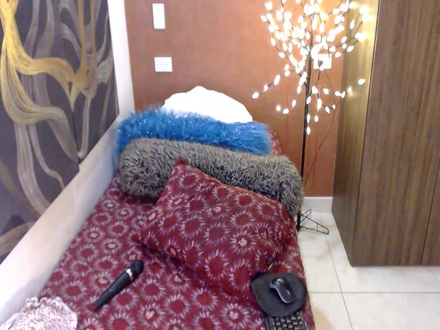 Live sex webcam photo for Forevermanu #255366548