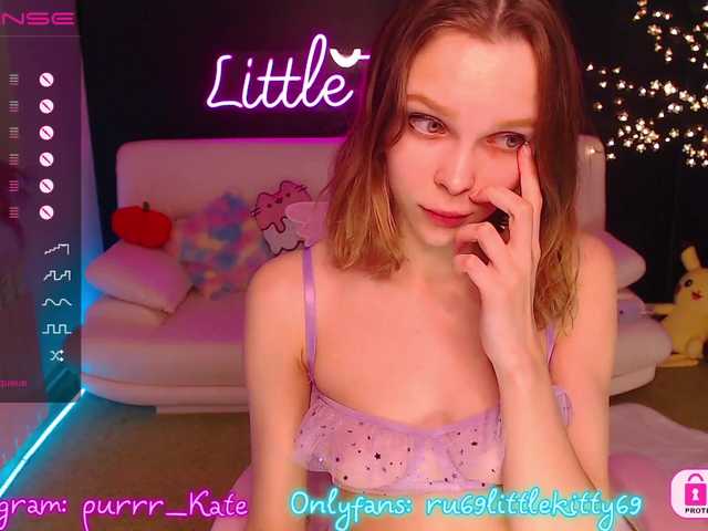 Live sex webcam photo for Little-Kitt69 #241355805