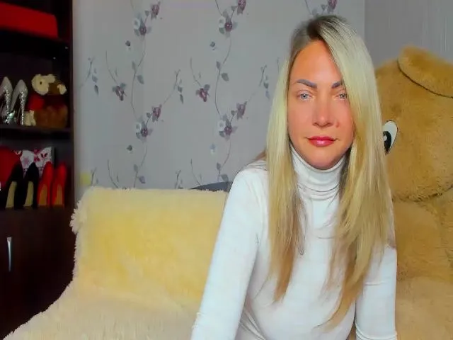 Live sex webcam photo for Alisa_Sims #258835096