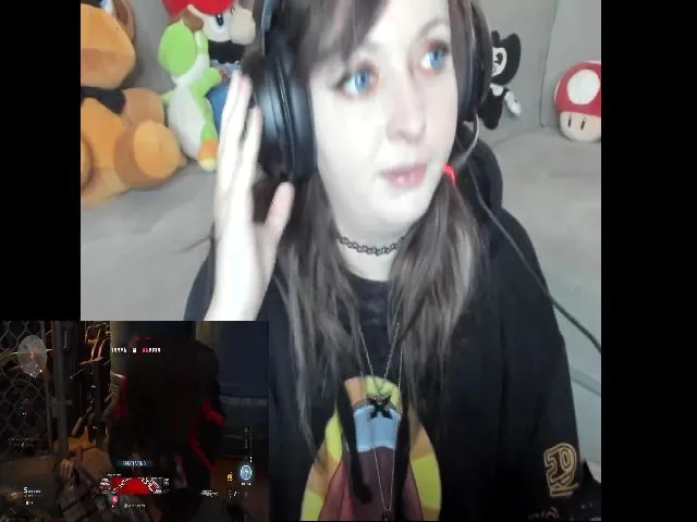 Live sex webcam photo for PrincessBluu #264511642