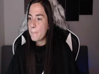 Live sex webcam photo for LycanGirl #252111310