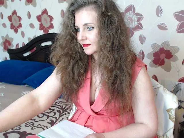 Live sex webcam photo for -Alyonushka- #245404065