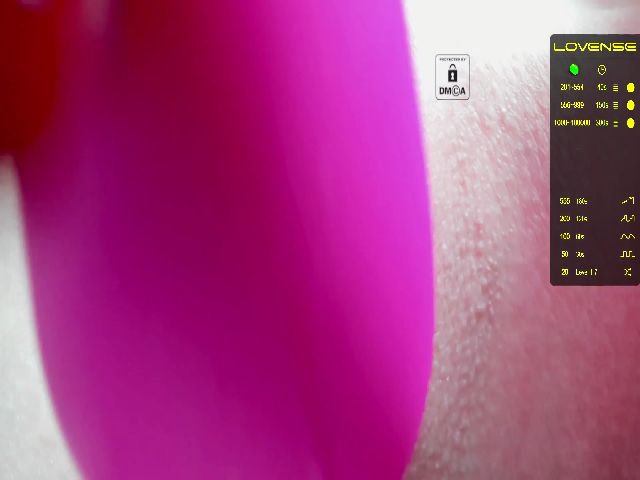 Live sex webcam photo for Elysi_ #257517864